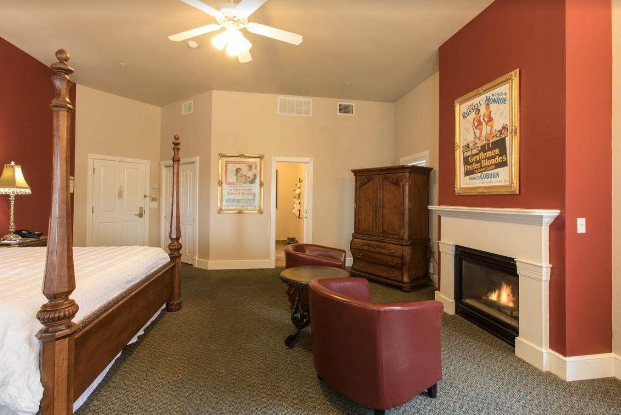 Gruene River Hotel & Retreat ニューブラウンフェルズ エクステリア 写真