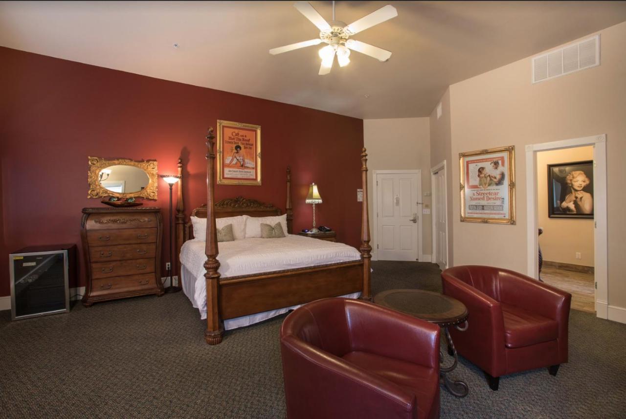 Gruene River Hotel & Retreat ニューブラウンフェルズ エクステリア 写真